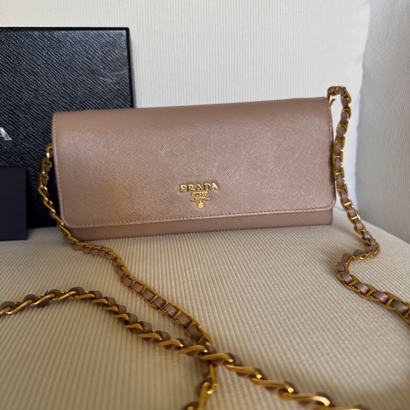 Prada wallet on chain - Picture 2 of 9
